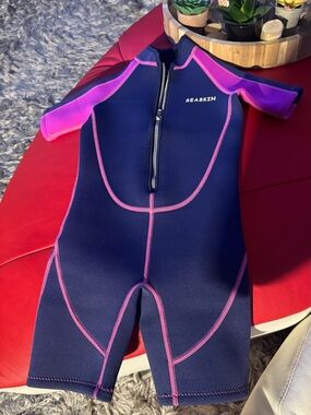 Seaskin Kids Navy and Pink Short Sleeve Wetsuit Rashguard